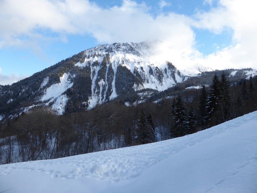 Eruptie van sneeuw, Col&nbsp;d’Anvers