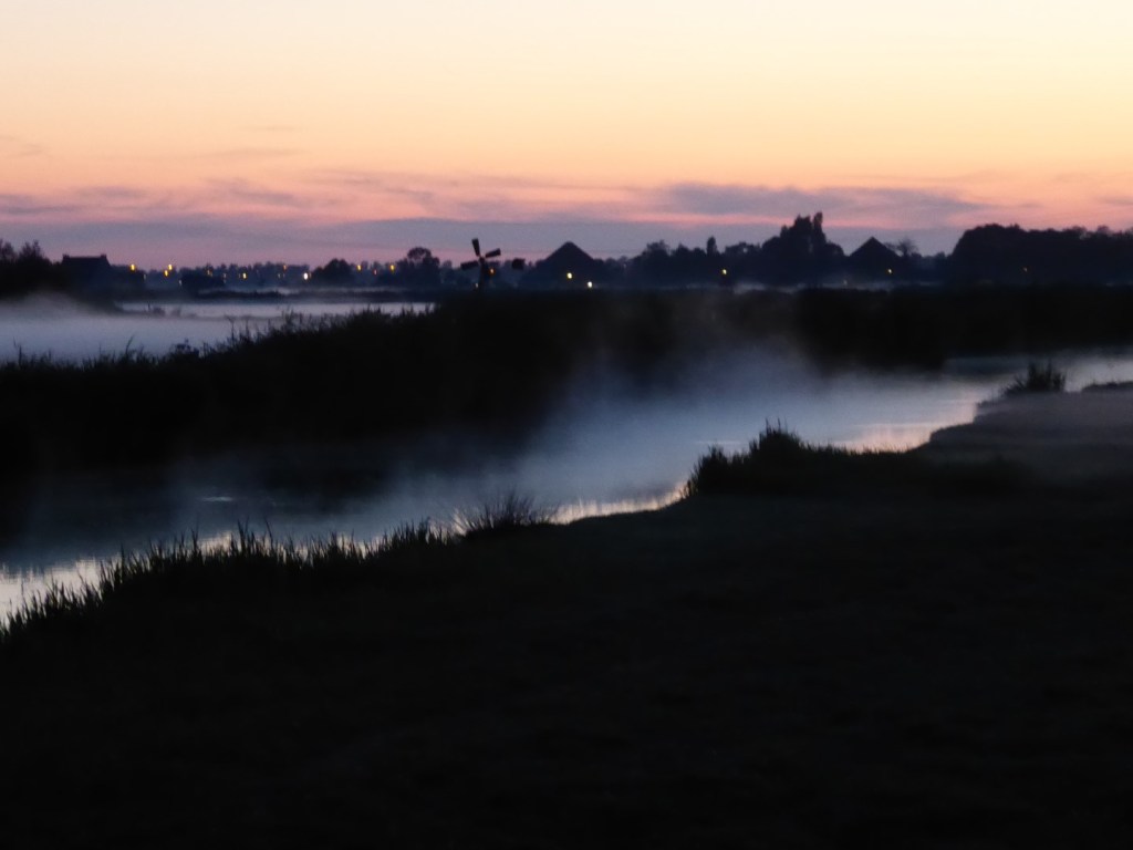 Mist na een warme dag, Krommenie