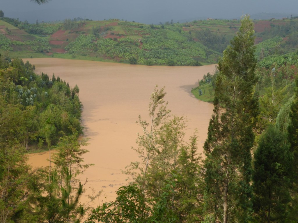 Erosie leidt tot een bruin meer