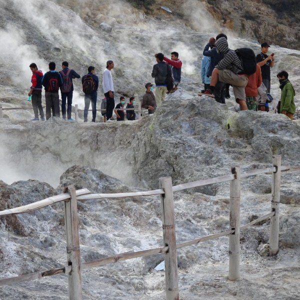 Sikidang krater, Dieng&nbsp;plateau