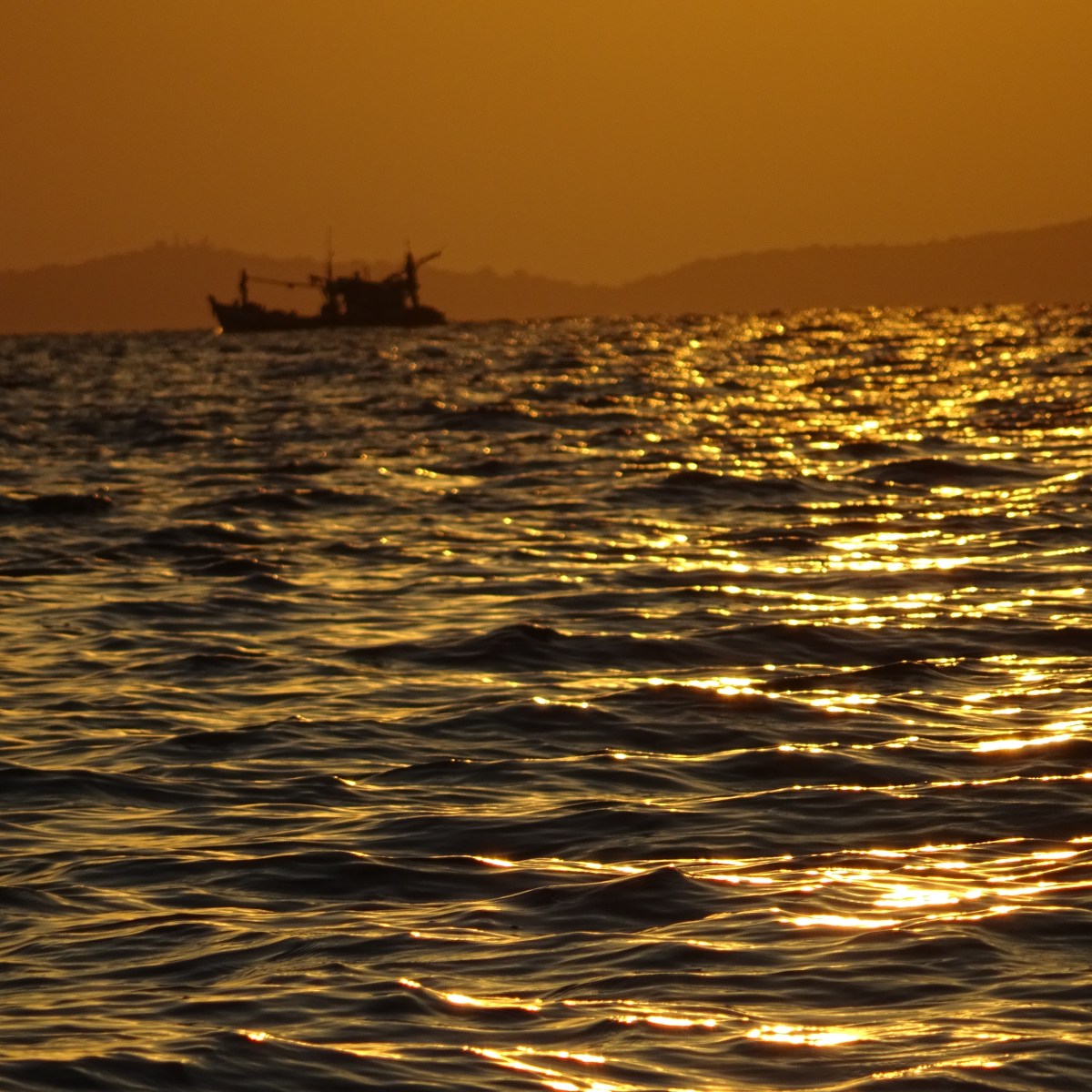 Zonsondergang boven zee,&nbsp;Sihanoukville