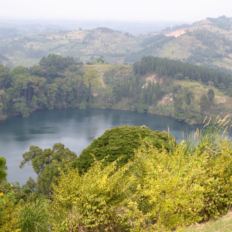 Kratermeren, Fort Portal
