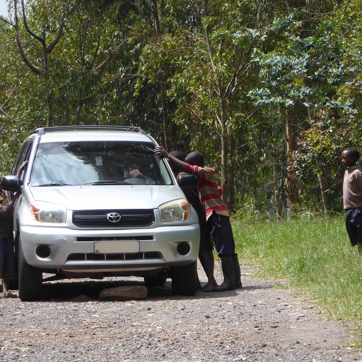 Een auto met een&nbsp;Muzungu