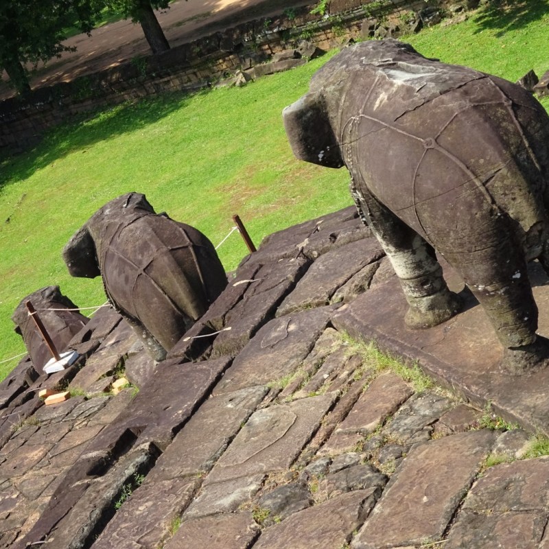 Bakong, Roluos Groep, Angkor, Siem&nbsp;Reap