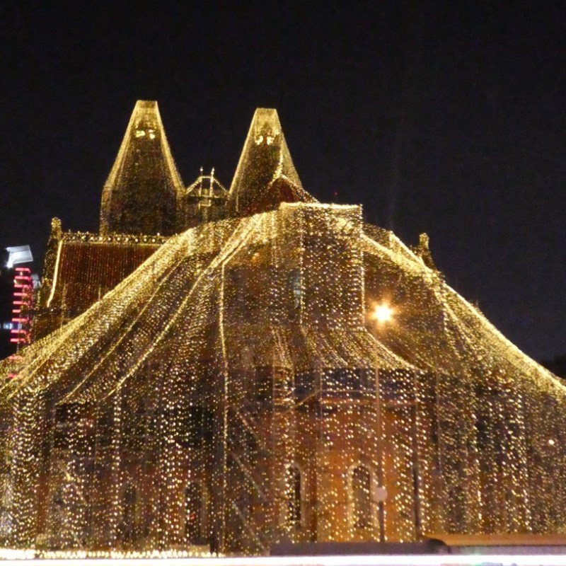 Notre Dame, Ho Chi&nbsp;Minhstad