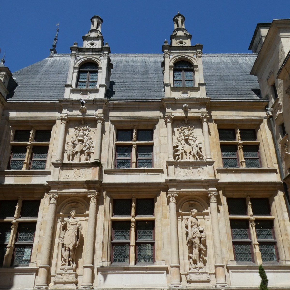 Hotel d’Escoville, Caen