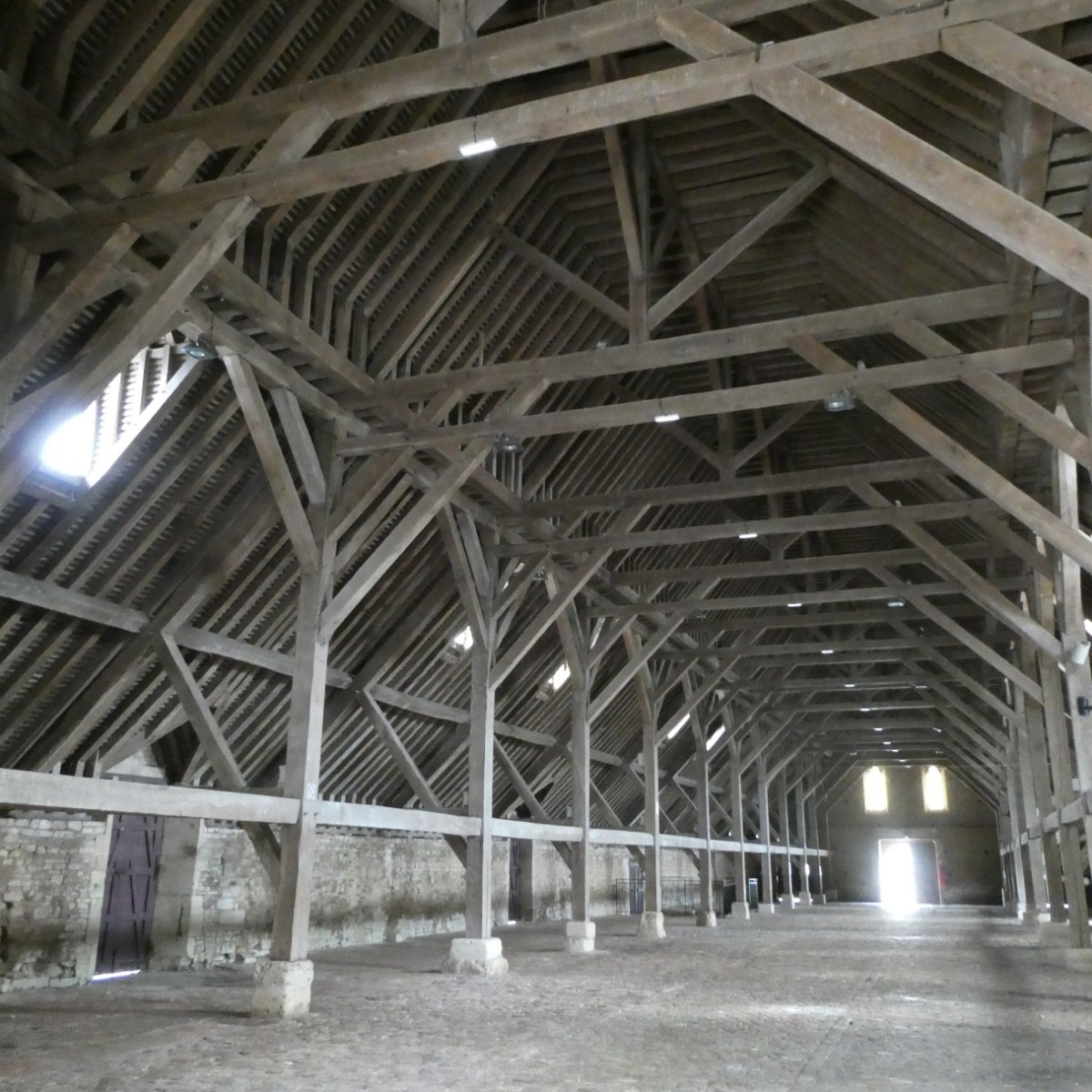 Markthal, Saint-Pierre-sur-Dives